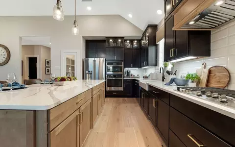 Kitchen - 16708 Flatlands Way, Celina, TX 75009 photo 4 of 13