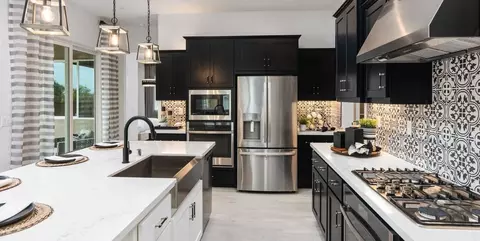 Kitchen - 373 Huckleberry Ln S, Madera, CA 93636 photo 2 of 4