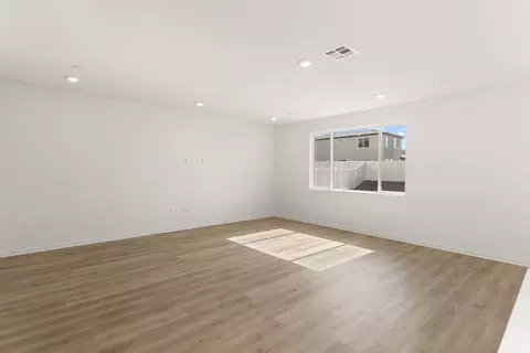 Living - 29665 Lisa Cir, Winchester, CA 92596 photo 1 of 2