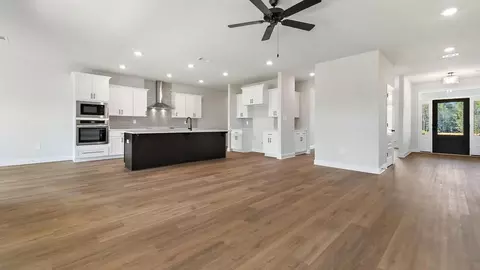 Living - 13300 Sarsen Loop, Vancleave, MS 39565 photo 6 of 6