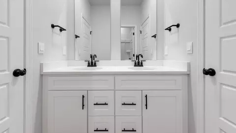 Bath - 13300 Sarsen Loop, Vancleave, MS 39565 photo 7 of 11