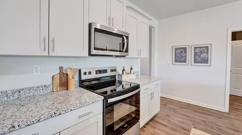 Kitchen - Azalea Dr, Somerville, TN 38068 photo 5 of 10