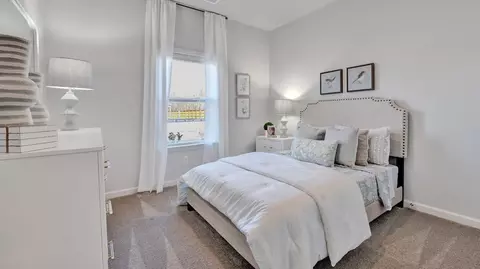 Bedroom - Azalea Dr, Somerville, TN 38068 photo 3 of 9