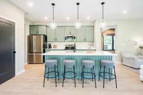 Kitchen - 8295 Busey Rd, Pickerington, OH 43147 photo 3 of 7