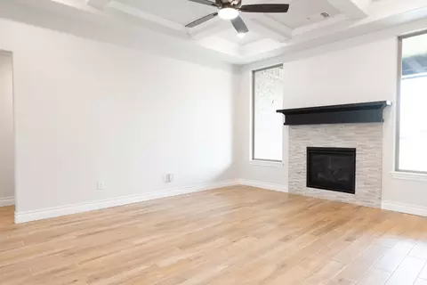 Living - 8701 Stark St, Arcadia, OK 73007 photo 7 of 12