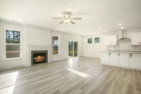 Living - Snap Spur Circle, Aiken, SC 29801 photo 6 of 6