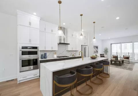 8612 Erdem Pl, Chevy Chase, MD 20815