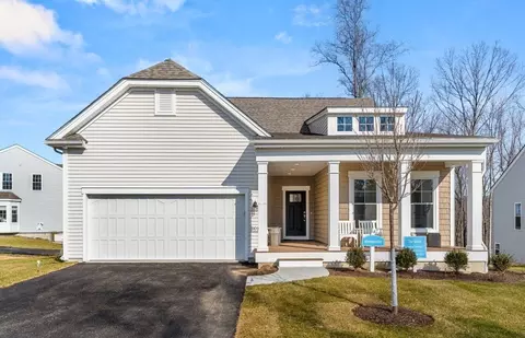 4 Lloyd Cir, Norton, MA 02766