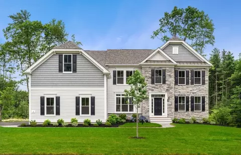 Exterior - 4 Lloyd Cir, Norton, MA 02766 photo 3 of 3