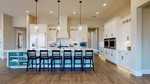 Kitchen - 1667 N Twinberry Ave, Clovis, CA 93619 photo 2 of 3