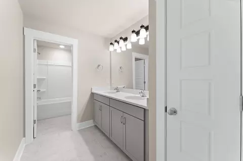 Bath - 100 E South 7th St, Seneca, SC 29678 photo 3 of 4
