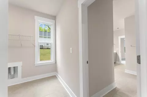 Entry Way - 100 E South 7th St, Seneca, SC 29678 photo 4 of 4