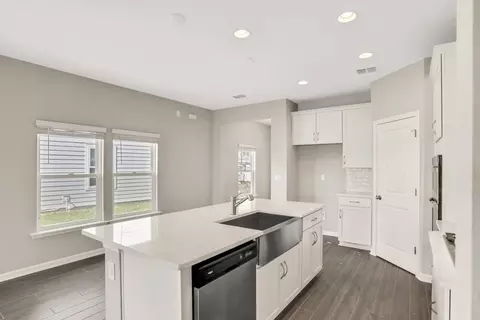 Kitchen - 182 Brook Forest Dr, Saint Augustine, FL 32092 photo 7 of 14