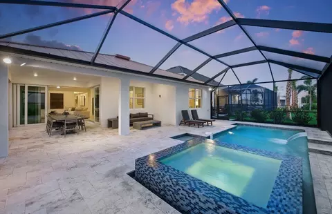 Exterior - 7634 Addison Ave, Bradenton, FL 34210 photo 5 of 6
