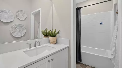 Bath - 500 Park Drive Unit #269, Carson, CA 90745 photo 4 of 5