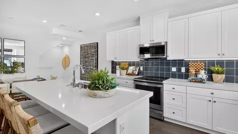 Kitchen - 500 Park Drive Unit #269, Carson, CA 90745 photo 2 of 5