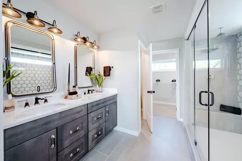 Bath - 4203 Altman Ave, Springfield, OH 45505 photo 10 of 15