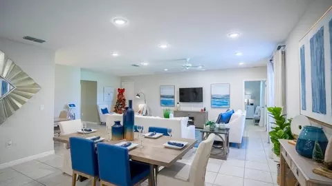Dining - 7035 Berwick Cir, Labelle, FL 33935 photo 1 of 2