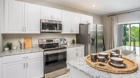 Kitchen - 7035 Berwick Cir, Labelle, FL 33935 photo 4 of 5