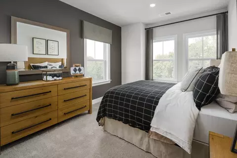 Bedroom - 11150 Lainer Farm Loop, Manassas, VA 20109 photo 4 of 6