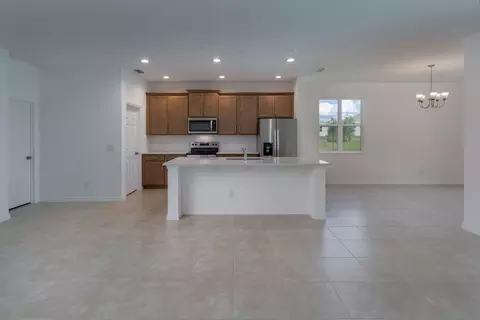 Living - 5989 Ali Grace Dr, Saint Cloud, FL 34771 photo 2 of 4