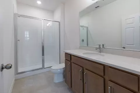 Bath - 5989 Ali Grace Dr, Saint Cloud, FL 34771 photo 1 of 6