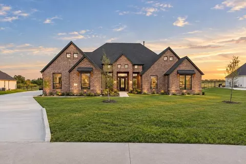 6633 Emerson Dr, Heathridge, TX 75126
