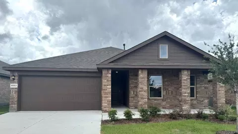 8553 Dunnstown Dr, Fort Worth, TX 76131