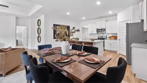 Dining - 705 Spruce Cir, Calera, AL 35040 photo 6 of 6