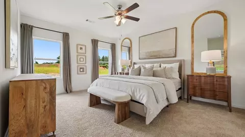 Bedroom - 705 Spruce Cir, Calera, AL 35040 photo 1 of 12