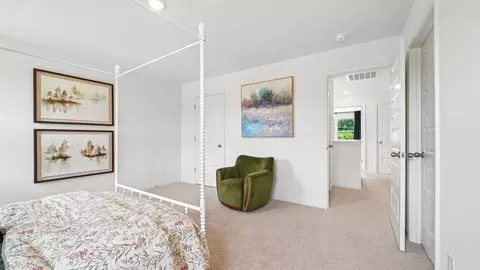 Bedroom - 705 Spruce Cir, Calera, AL 35040 photo 5 of 11