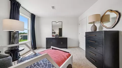 Bedroom - 705 Spruce Cir, Calera, AL 35040 photo 9 of 12