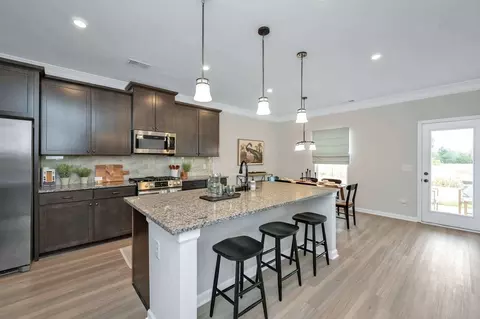 Kitchen - Quinelle Drive, Perry, GA 31069 photo 22 of 28