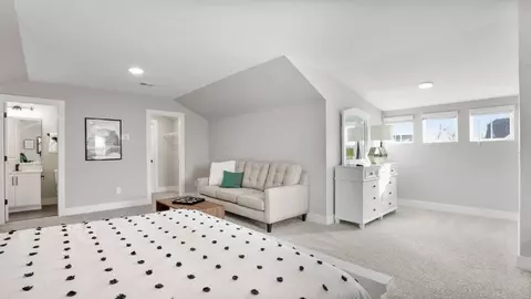 Bedroom - 504 Broad Creek Ct, Seneca, SC 29678 photo 4 of 4