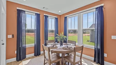 Dining - 178 Fox Pond Dr, Seneca, SC 29678 photo 2 of 8