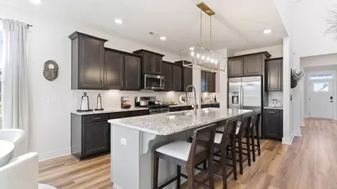 Kitchen - 178 Fox Pond Dr, Seneca, SC 29678 photo 4 of 10