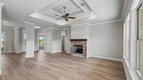 Living - 318 Cornerstone Xing, Brandon, MS 39042 photo 1 of 5