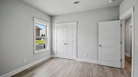 Bedroom - 318 Cornerstone Xing, Brandon, MS 39042 photo 5 of 19