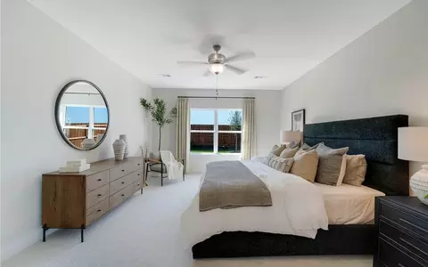 Bedroom - 7300 Poplar Dr, Argyle, TX 76226 photo 8 of 11