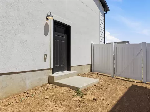 Exterior - 1625 S 4350 W, West Weber, UT 84401 photo 11 of 11