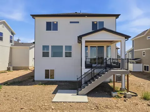 Exterior - 1625 S 4350 W, West Weber, UT 84401 photo 10 of 11