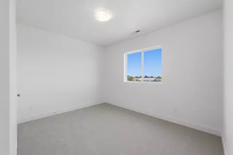 Bedroom - 1625 S 4350 W, West Weber, UT 84401 photo 2 of 3
