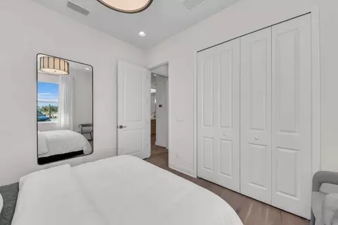 Bedroom - 3533 Cross Creek Pkwy, Parrish, FL 34219 photo 4 of 17