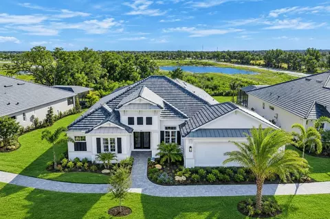 Exterior - 3533 Cross Creek Pkwy, Parrish, FL 34219 photo 12 of 19