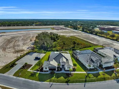 3533 Cross Creek Pkwy, Parrish, FL 34219 photo 5
