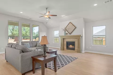 Living - 16140 Tall Grass Dr, Moore, OK 73170 photo 2 of 2