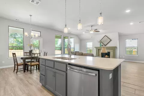 Kitchen - 16140 Tall Grass Dr, Moore, OK 73170 photo 3 of 3