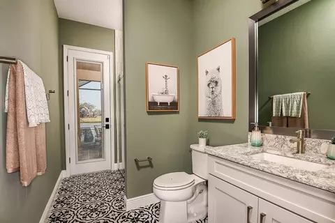Bath - 10545 Longmeadow Ave, Parrish, FL 34219 photo 4 of 4