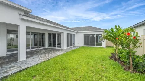Exterior - 12243 White Blossom Ct, Parrish, FL 34219 photo 2 of 11