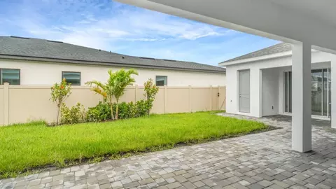 Exterior - 12243 White Blossom Ct, Parrish, FL 34219 photo 9 of 11